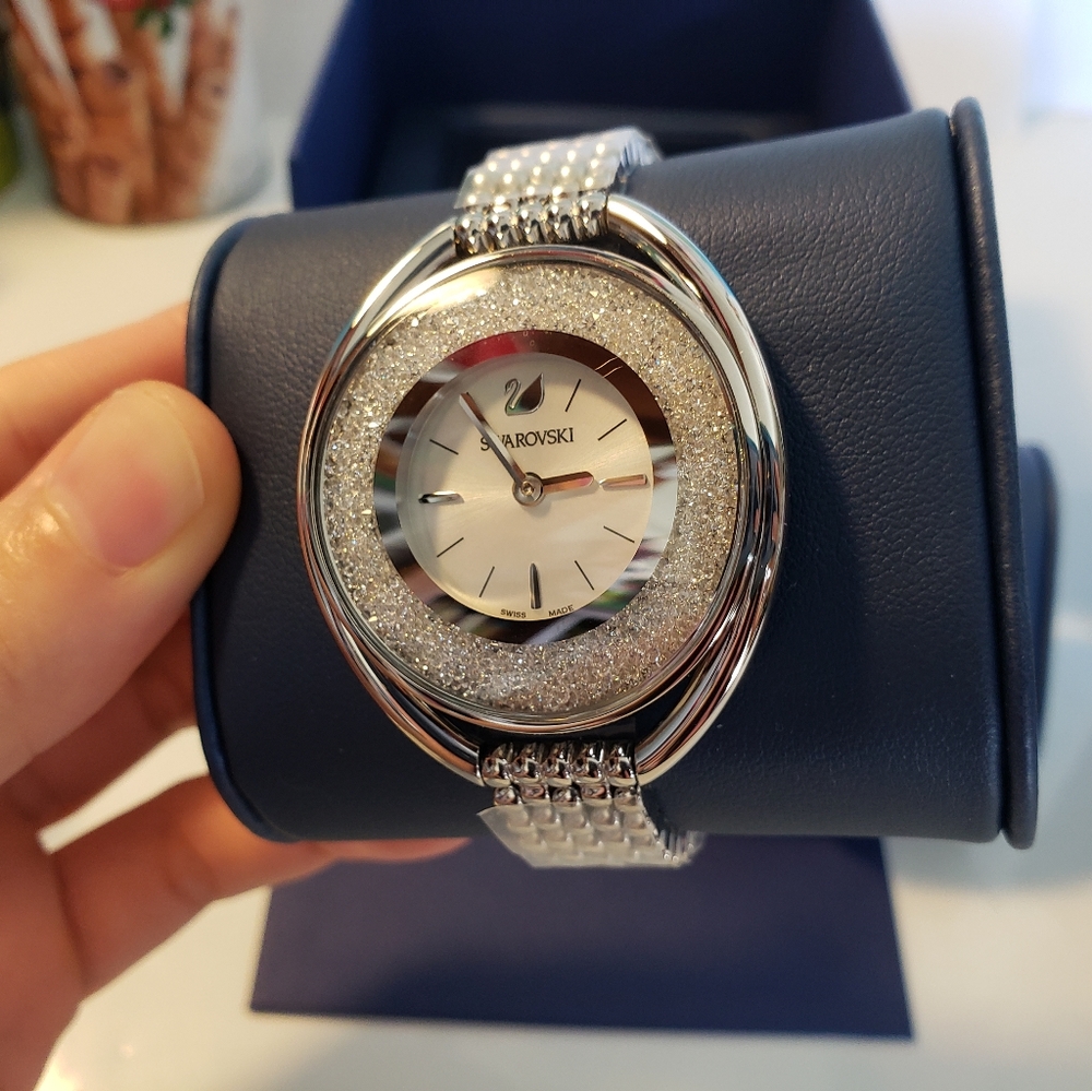 Brand new Swarovski women watch - Picture 4 of 5